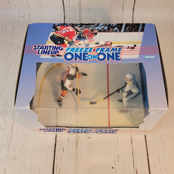 Starting Line Up One on One Paul Kariya & Eric Lindros Vintage Collectible - Picture 4 of 14